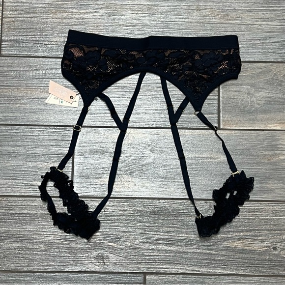 NWT Free People X We Are HAH Guard Her Bra or Belt Black Lace Small Bralette - Picture 5 of 15
